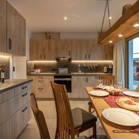 Berggasthof Staudachstub'n Apartman *